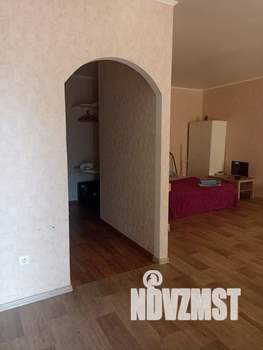 Студия квартира, посуточно, 40м2, 6/10 этаж