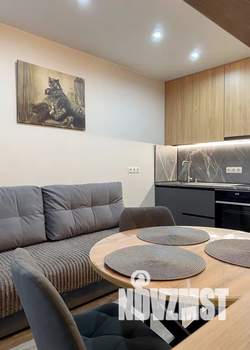 Студия квартира, посуточно, 36м2, 16/20 этаж