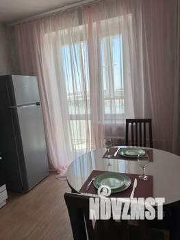 1-к квартира, посуточно, 44м2, 15/16 этаж