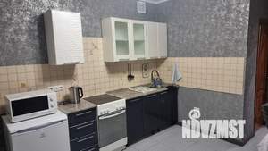 1-к квартира, посуточно, 42м2, 3/9 этаж