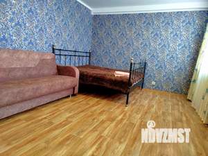 1-к квартира, посуточно, 40м2, 11/16 этаж