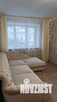 3-к квартира, посуточно, 62м2, 1/5 этаж