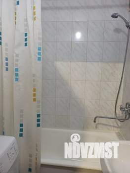 1-к квартира, посуточно, 42м2, 2/9 этаж