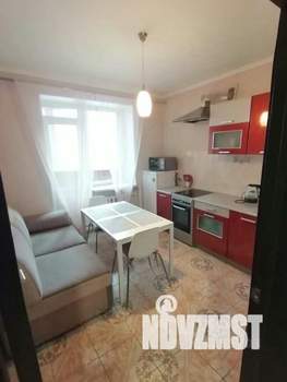 1-к квартира, посуточно, 38м2, 1/1 этаж