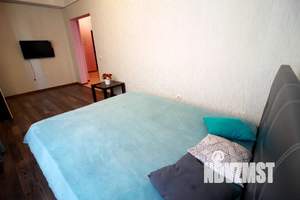 1-к квартира, посуточно, 37м2, 1/14 этаж