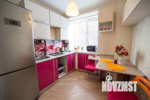 2-к квартира, посуточно, 47м2, 2/5 этаж