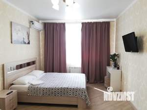 1-к квартира, посуточно, 40м2, 13/17 этаж