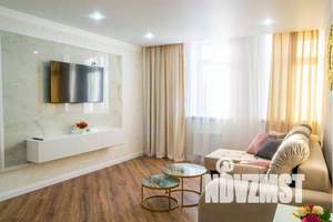 2-к квартира, посуточно, 63м2, 4/15 этаж