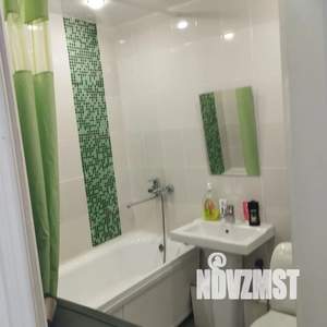 1-к квартира, посуточно, 38м2, 1/10 этаж