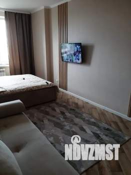 1-к квартира, посуточно, 43м2, 11/16 этаж