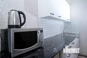 1-к квартира, посуточно, 45м2, 9/12 этаж