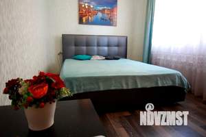 1-к квартира, посуточно, 37м2, 1/14 этаж