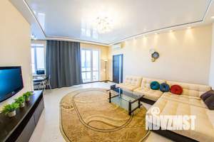 2-к квартира, посуточно, 52м2, 5/5 этаж