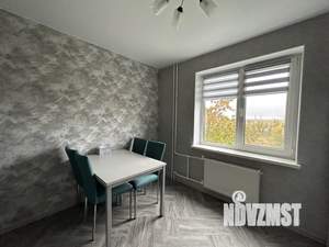 1-к квартира, посуточно, 39м2, 3/9 этаж