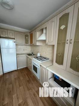 1-к квартира, посуточно, 37м2, 6/9 этаж