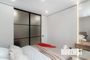 Студия квартира, посуточно, 40м2, 16/21 этаж