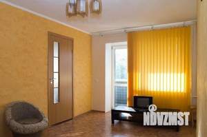 2-к квартира, посуточно, 50м2, 1/1 этаж