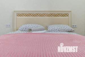 Студия квартира, посуточно, 37м2, 3/21 этаж