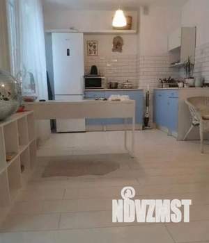 Студия квартира, на длительный срок, 34м2, 1/10 этаж