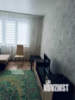 1-к квартира, посуточно, 37м2, 8/10 этаж