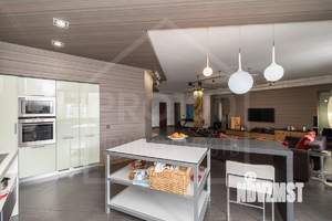 4-к квартира, на длительный срок, 160м2, 7/9 этаж