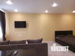 1-к квартира, посуточно, 42м2, 4/9 этаж