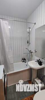 1-к квартира, посуточно, 43м2, 3/9 этаж