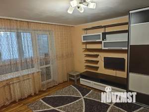 1-к квартира, посуточно, 38м2, 2/10 этаж