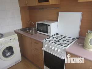 1-к квартира, посуточно, 32м2, 3/5 этаж