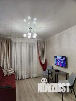 1-к квартира, посуточно, 40м2, 4/16 этаж