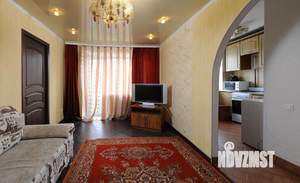 2-к квартира, посуточно, 50м2, 1/1 этаж