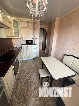 1-к квартира, посуточно, 40м2, 8/10 этаж