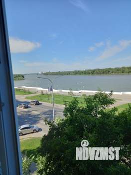 1-к квартира, посуточно, 38м2, 4/9 этаж