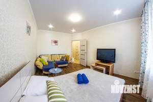 1-к квартира, посуточно, 40м2, 10/16 этаж