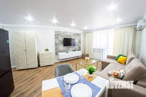 Студия квартира, посуточно, 34м2, 5/15 этаж