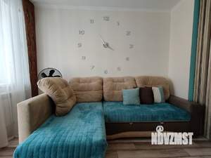 Студия квартира, посуточно, 43м2, 6/9 этаж