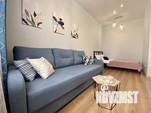 Студия квартира, посуточно, 42м2, 19/19 этаж