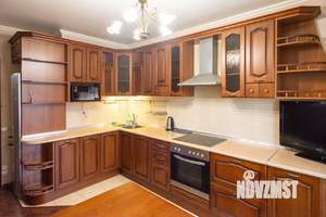 1-к квартира, посуточно, 40м2, 6/9 этаж