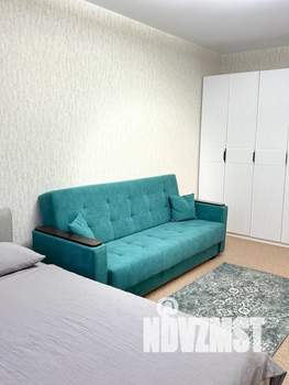 1-к квартира, посуточно, 35м2, 7/10 этаж