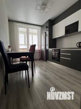 1-к квартира, посуточно, 35м2, 14/22 этаж