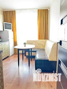 1-к квартира, посуточно, 42м2, 9/9 этаж