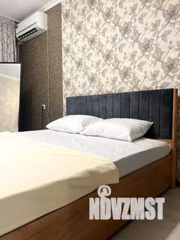 1-к квартира, посуточно, 42м2, 5/10 этаж