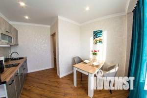 1-к квартира, посуточно, 35м2, 7/18 этаж