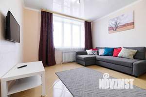 1-к квартира, посуточно, 47м2, 1/1 этаж