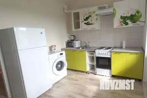 1-к квартира, посуточно, 37м2, 2/10 этаж