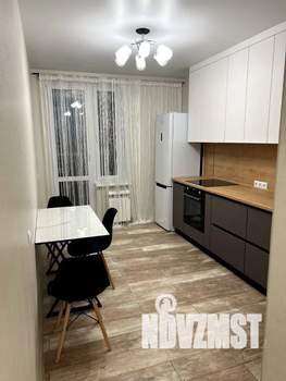 1-к квартира, посуточно, 40м2, 16/16 этаж