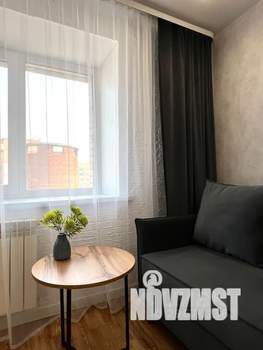 1-к квартира, посуточно, 37м2, 8/10 этаж