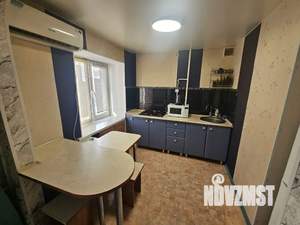 Студия квартира, посуточно, 38м2, 4/5 этаж