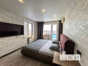 1-к квартира, посуточно, 37м2, 10/12 этаж