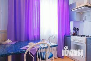 1-к квартира, посуточно, 47м2, 1/1 этаж